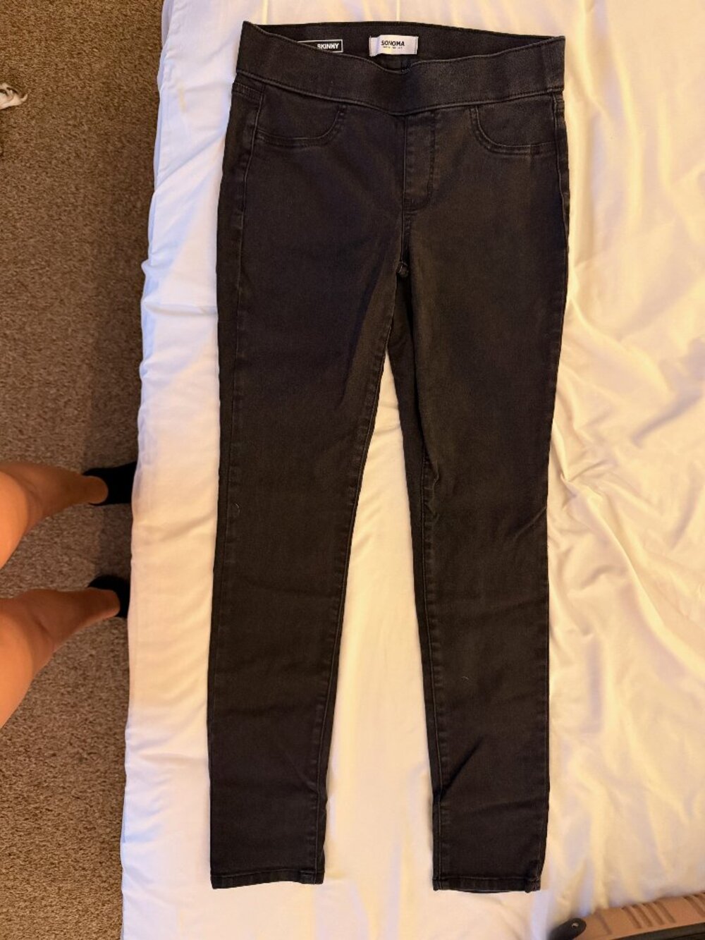 Sonoma Skinny Jeans - Medium